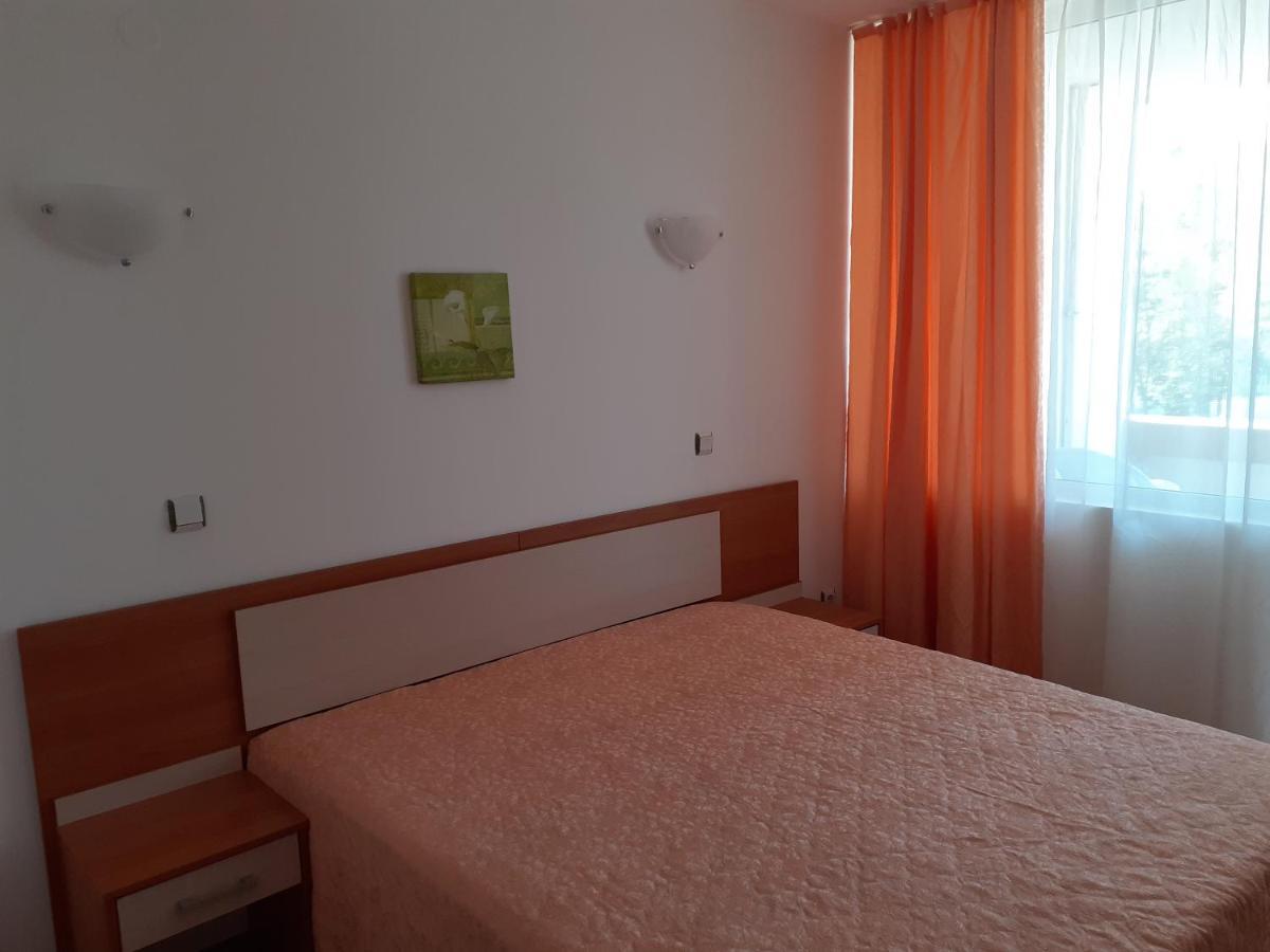 Апартамент Полюси 2 Sunny Beach Dış mekan fotoğraf